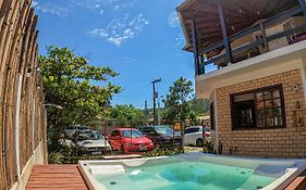 Pantai Pousadas - Jacuzzi Aquecida E 300 Metros Da Praia Da Ferrugem Garopaba
